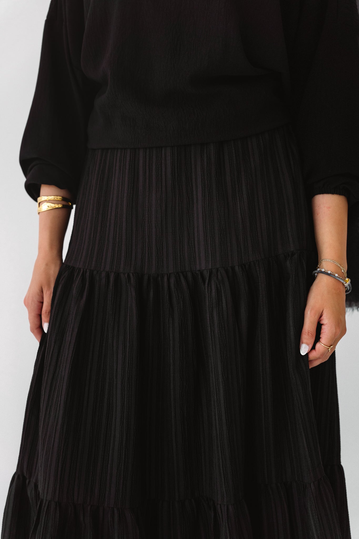 NAYA SKIRT IN BLACK