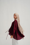 day dreamer blouse in maroon