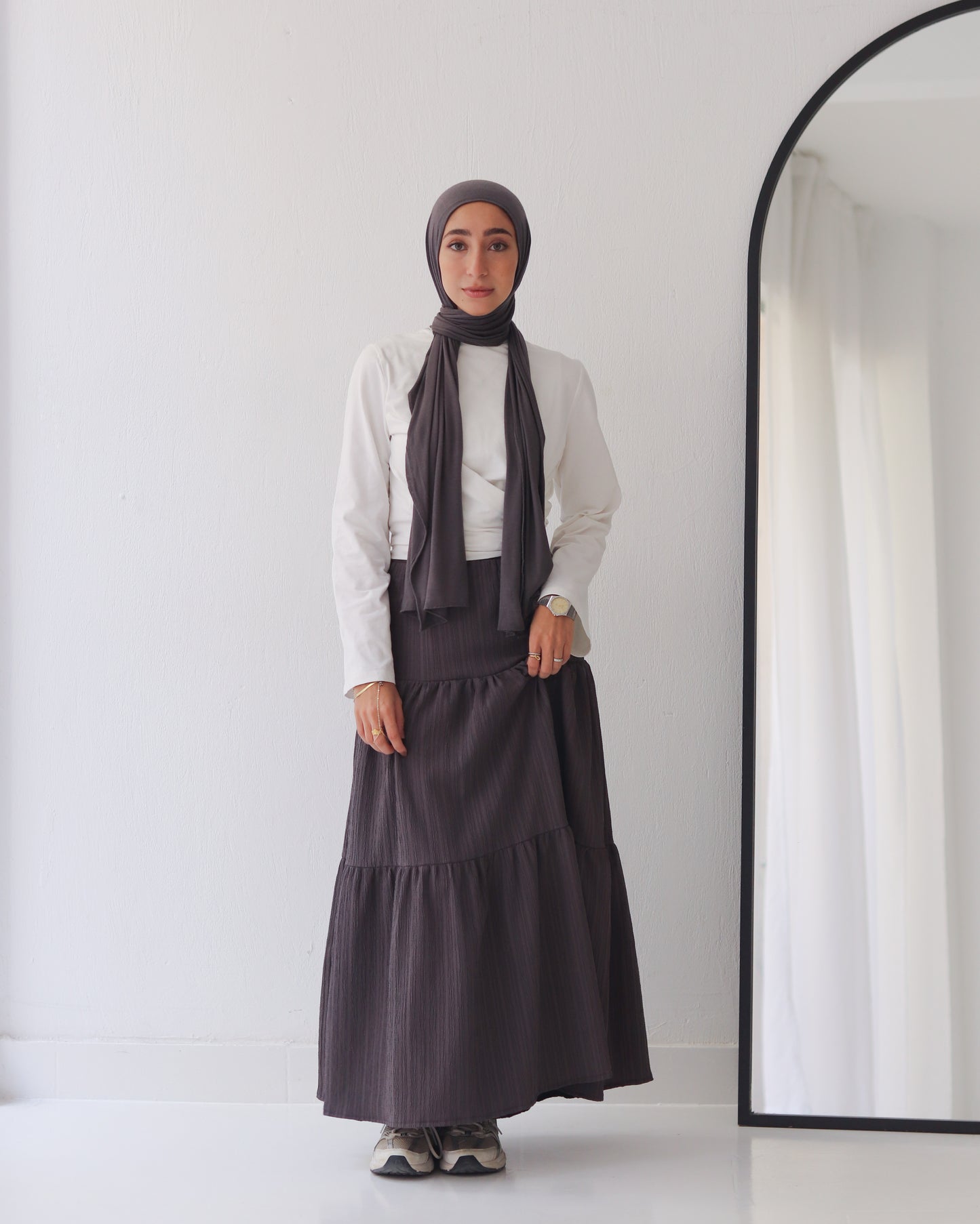 NAYA SKIRT IN DARK GRAY