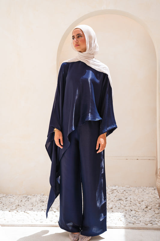 Thuraya Set in Navy