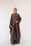 Thuraya Set in Taupe Brown