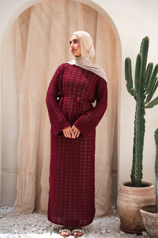 Seashell crochet set in maroon