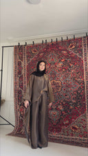 Thuraya Set in Goldish brown